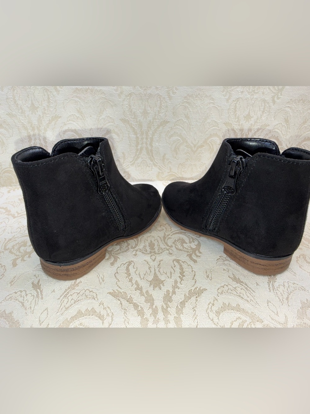 Cat & Jack Girls Black Ankle Booties Size 5 Side Zip Faux Suede Low Heel - Picture 4 of 7